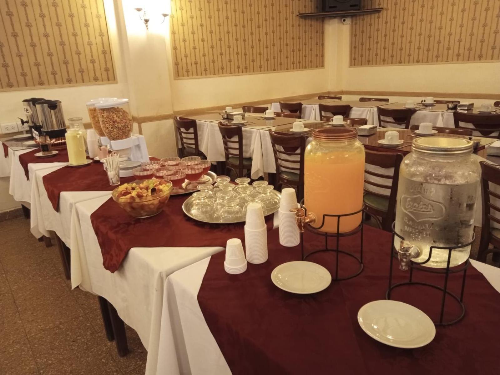 Hotel La Salle Мар дел Плата Екстериор снимка